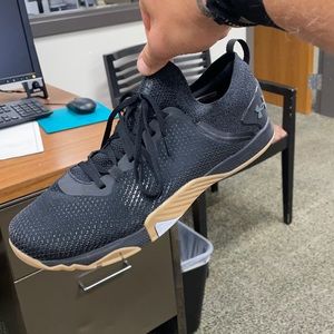 Under Armour tribase reign 3